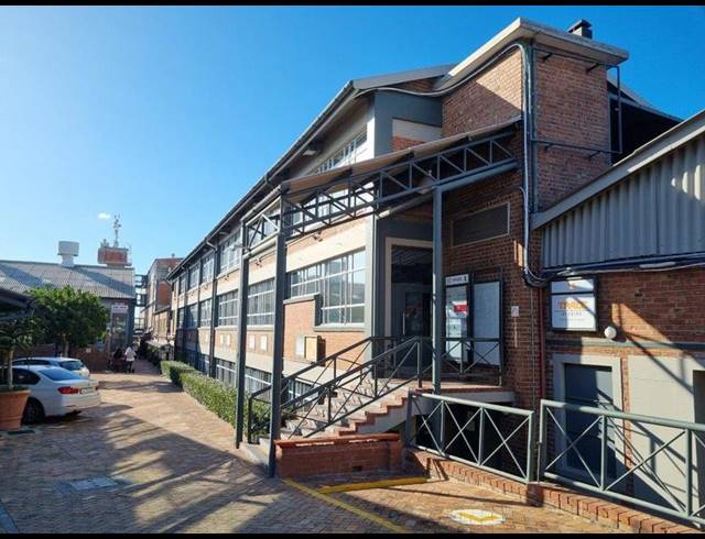 BUSINESS PROPERTY TO RENT IN MOWBRAY